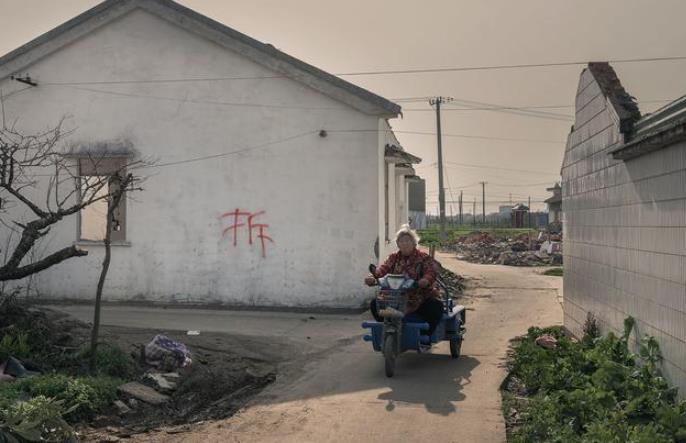 房屋被拆迁后，设立的居住权还存在吗？